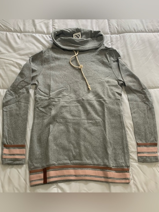 AMPERSAND AVE Sweaters - New Ampersand Avenue CowlNeck Sweatshirt size M